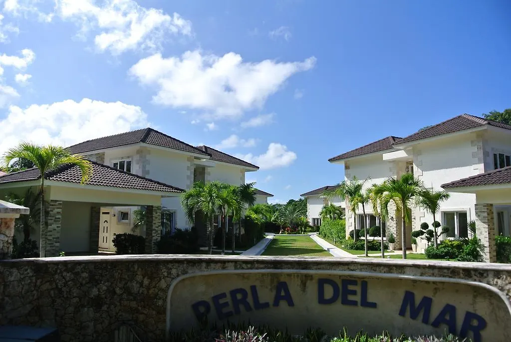 Perla Del Mar Luxury Residence Bombita