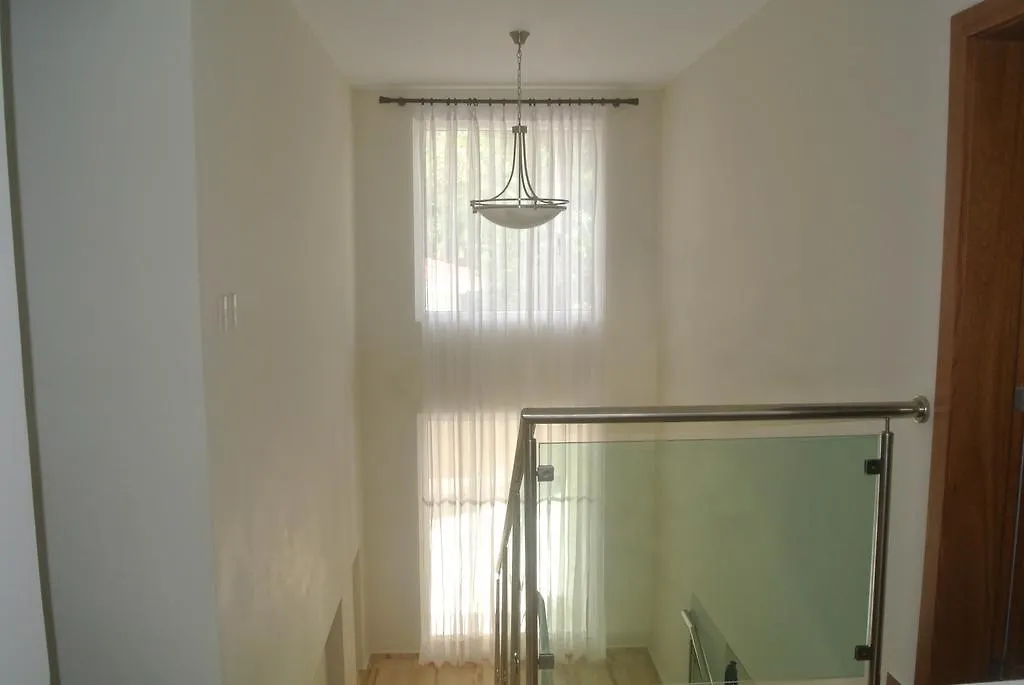Villa Perla Del Mar Luxury Residence Bombita