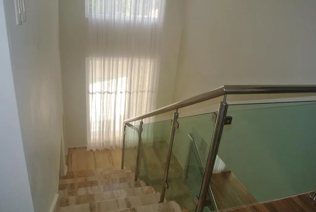 Villa Perla Del Mar Luxury Residence Bombita